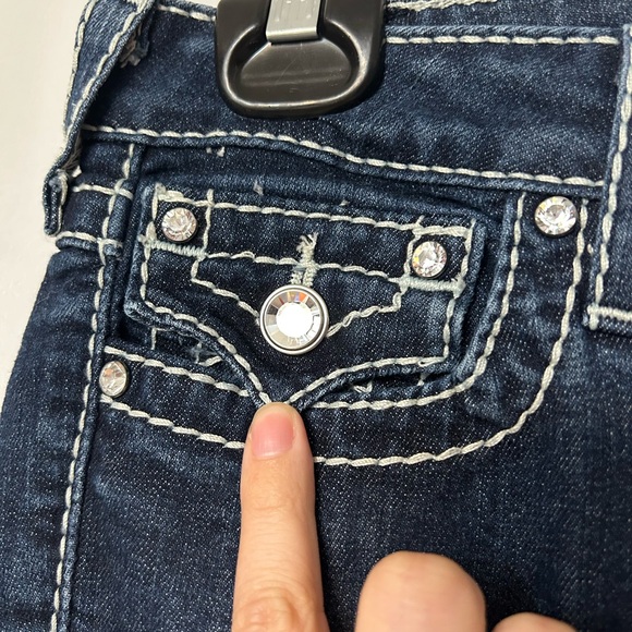 Authentic dark blue True Religions, Gem detailing throughout. Size 27 - Picture 2 of 11
